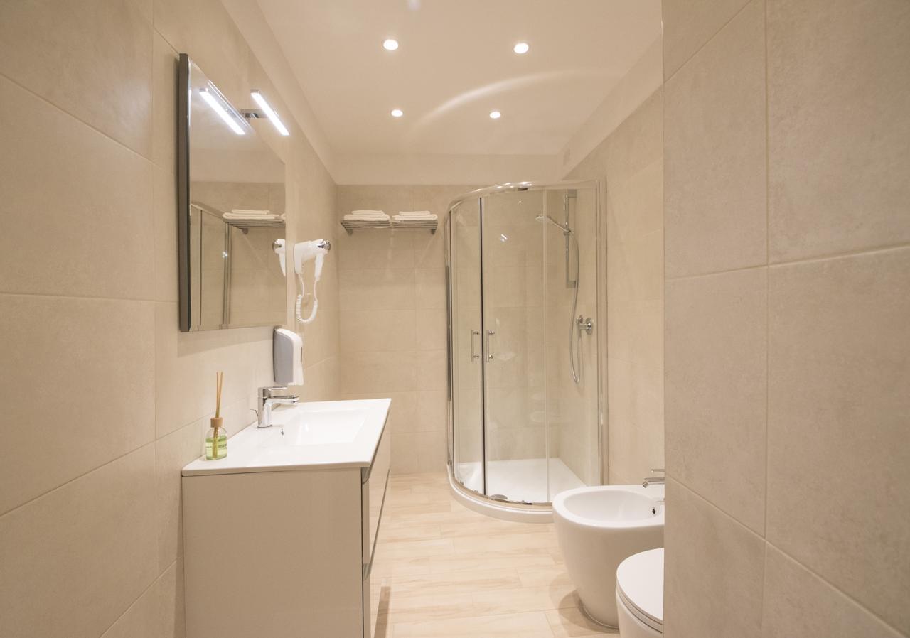Edo Gallery Suites กาญารี ภายนอก รูปภาพ
